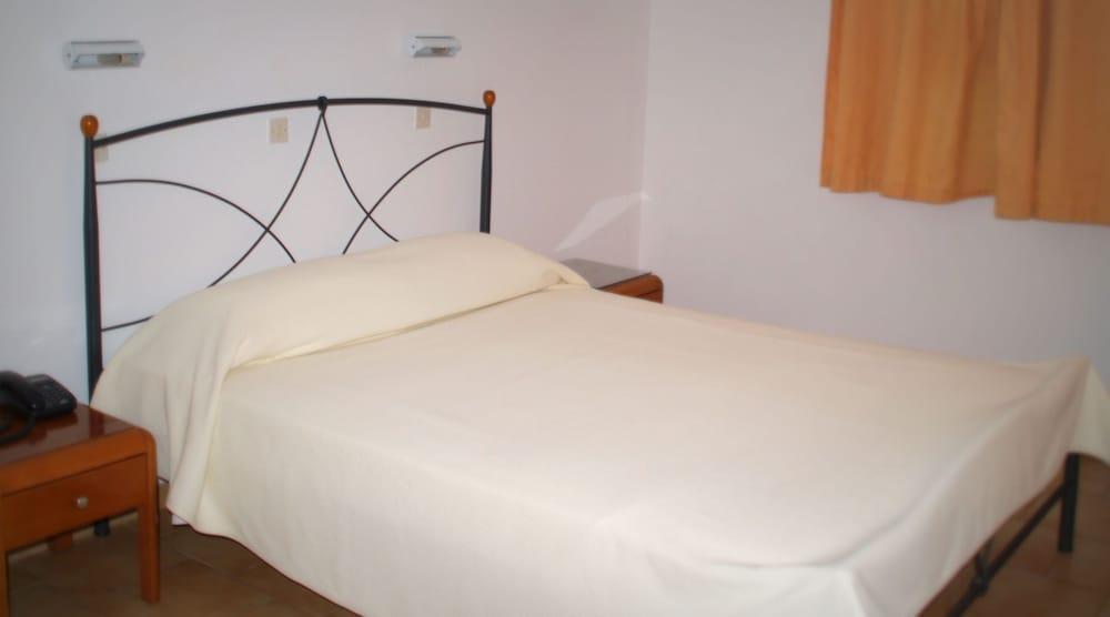 סקאלה Blue Bay Hotel מראה חיצוני תמונה