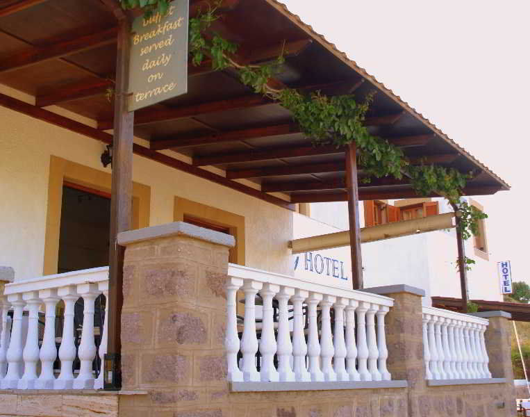 סקאלה Blue Bay Hotel מראה חיצוני תמונה