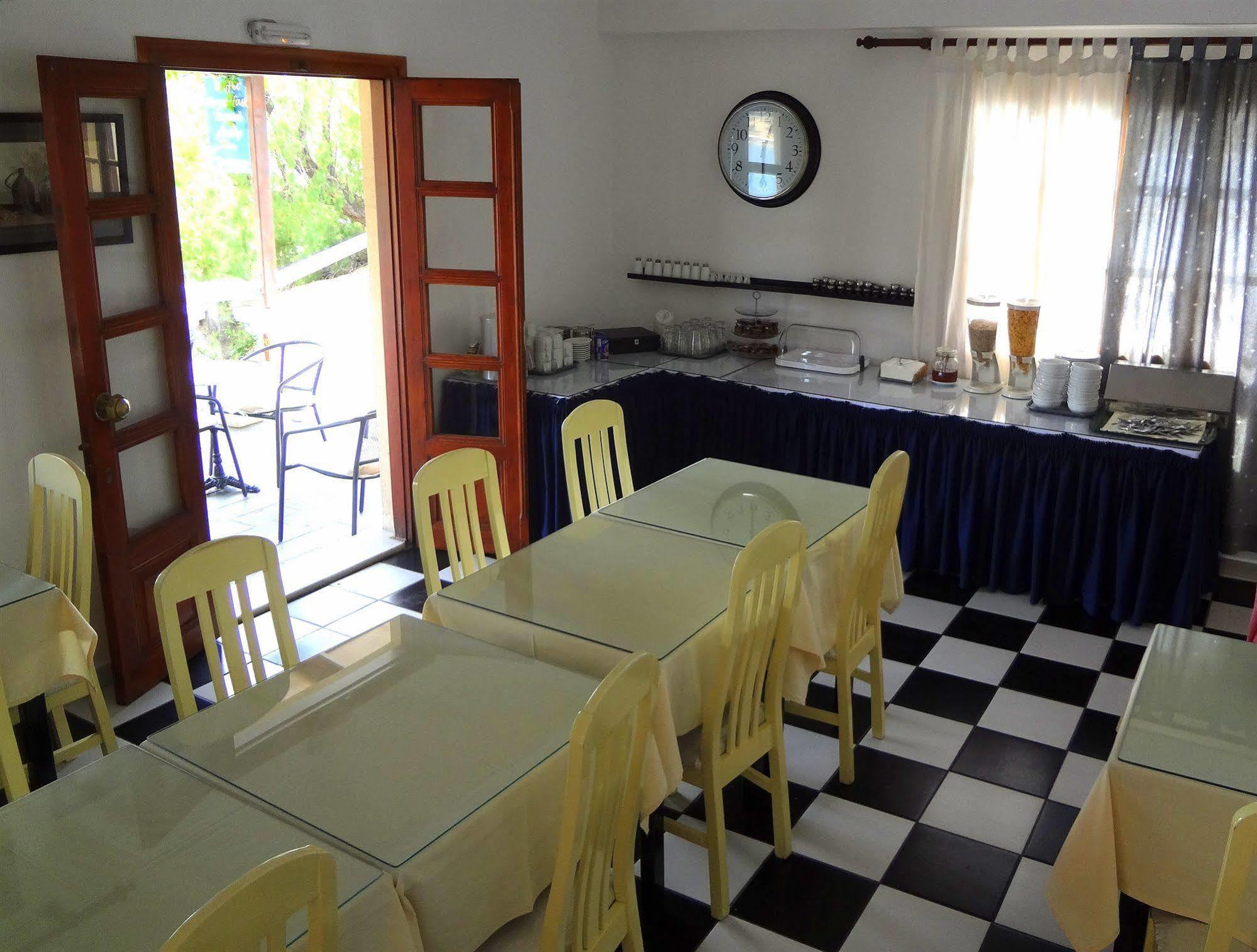 סקאלה Blue Bay Hotel מראה חיצוני תמונה